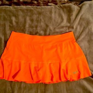 Nike large tennis skirt. Beautiful light coral color